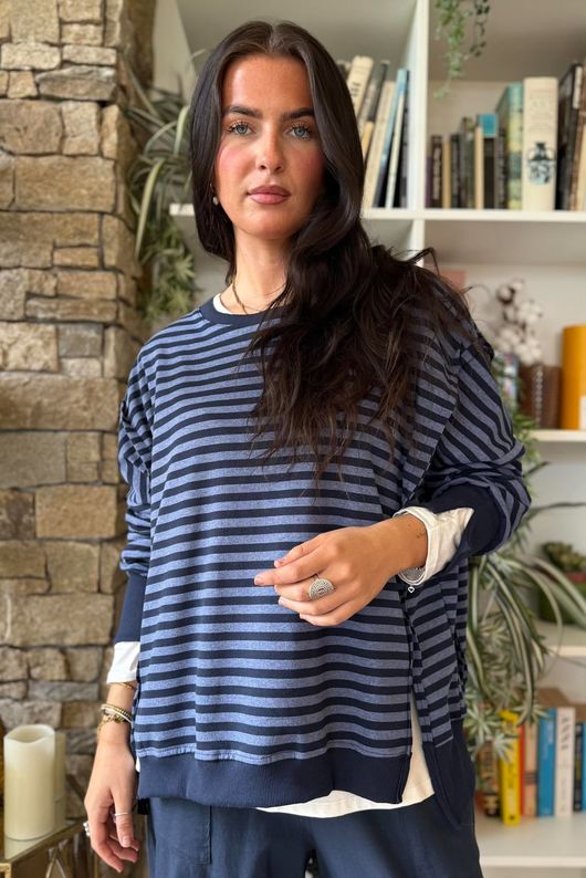 Sunday Morning Chill Sweatshirt Navy & Denim